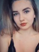 Юля, 8 953 715-09-12 Юля, 23 лет — госпожа-страпонесса